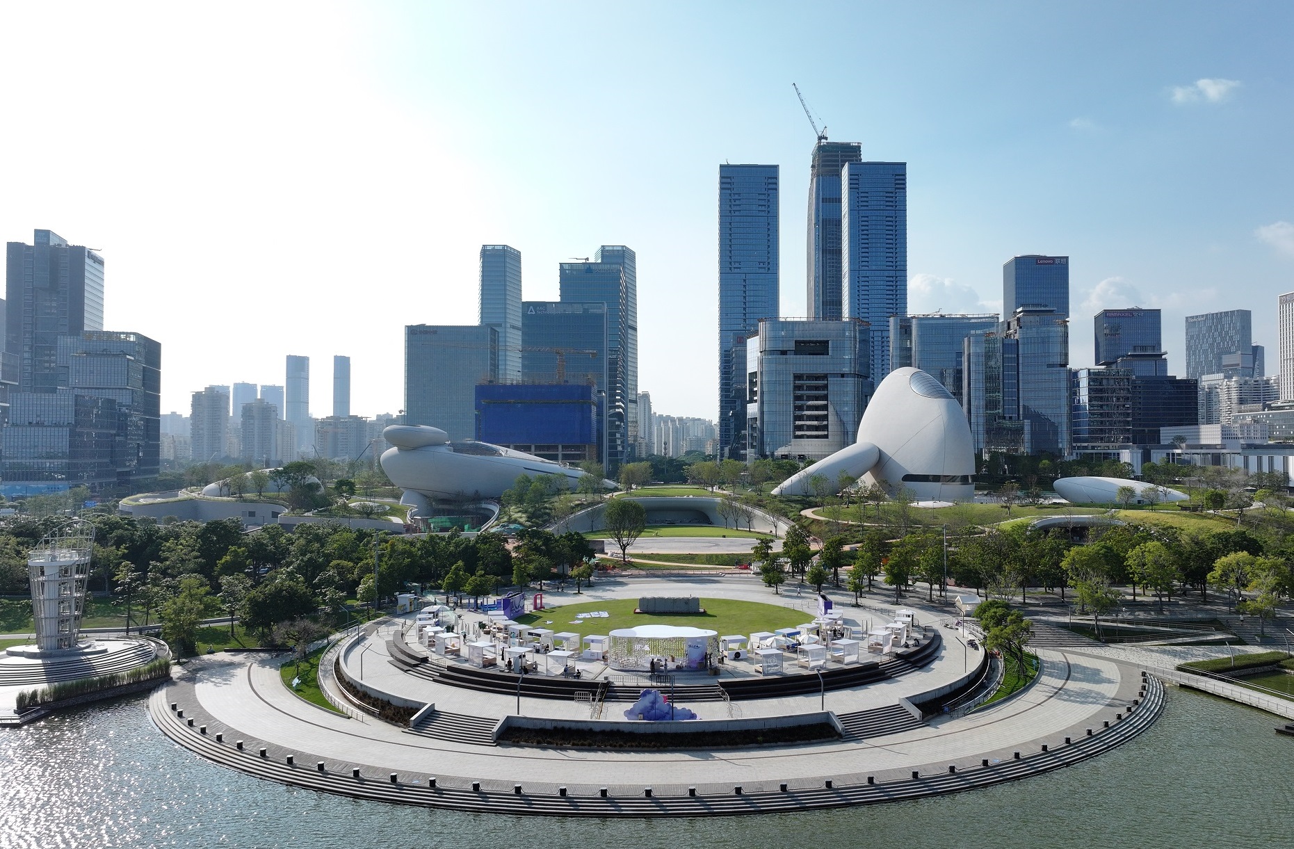 方大幕墻項目亮相深圳衛(wèi)視！解密如何匠心編織“海上原石”